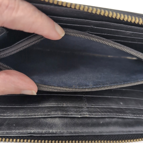 COLE HAAN Women's Wallet Smooth Leather Continental Signature Zip Around Black - Picture 6 of 7